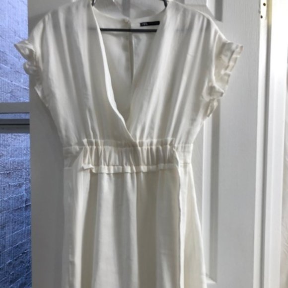 Zara White Ruffle Open Back Dresss - Picture 1 of 5